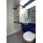 Travelodge 3*
