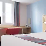 Travelodge Hotel 3*