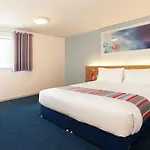 Travelodge 3*