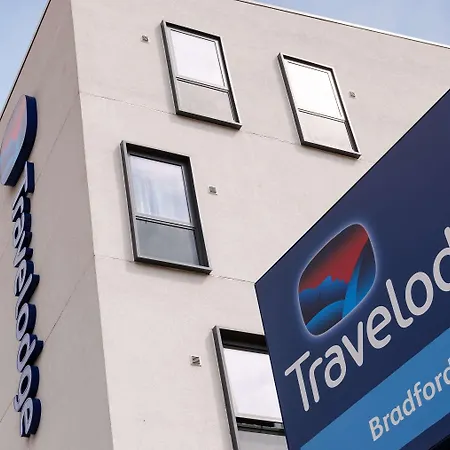 ホテル Travelodge ブラッドフォード