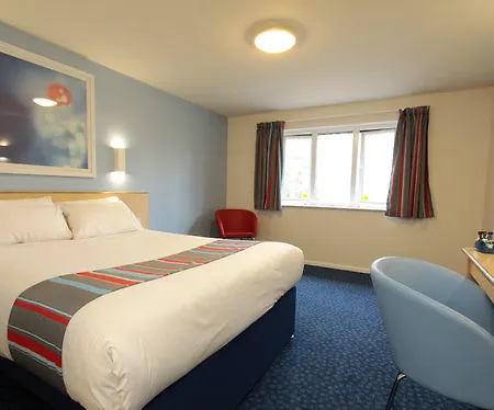 ホテル Travelodge 3*